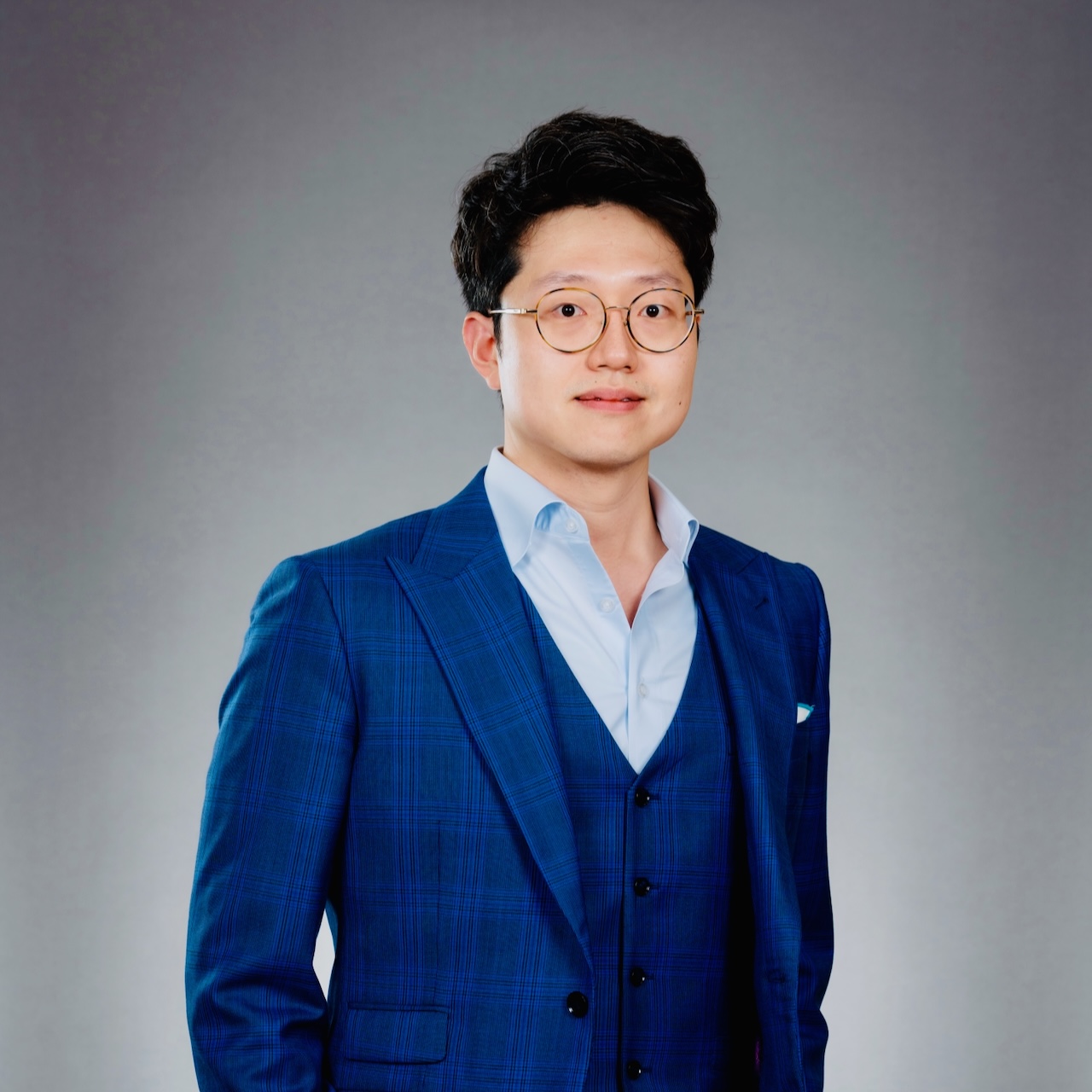 Professor Tengyuan Liang, University of Chicago Booth School of Business